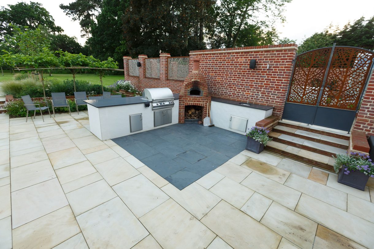 Patio Pavers, St Albans Patio Designs, Milton Keynes